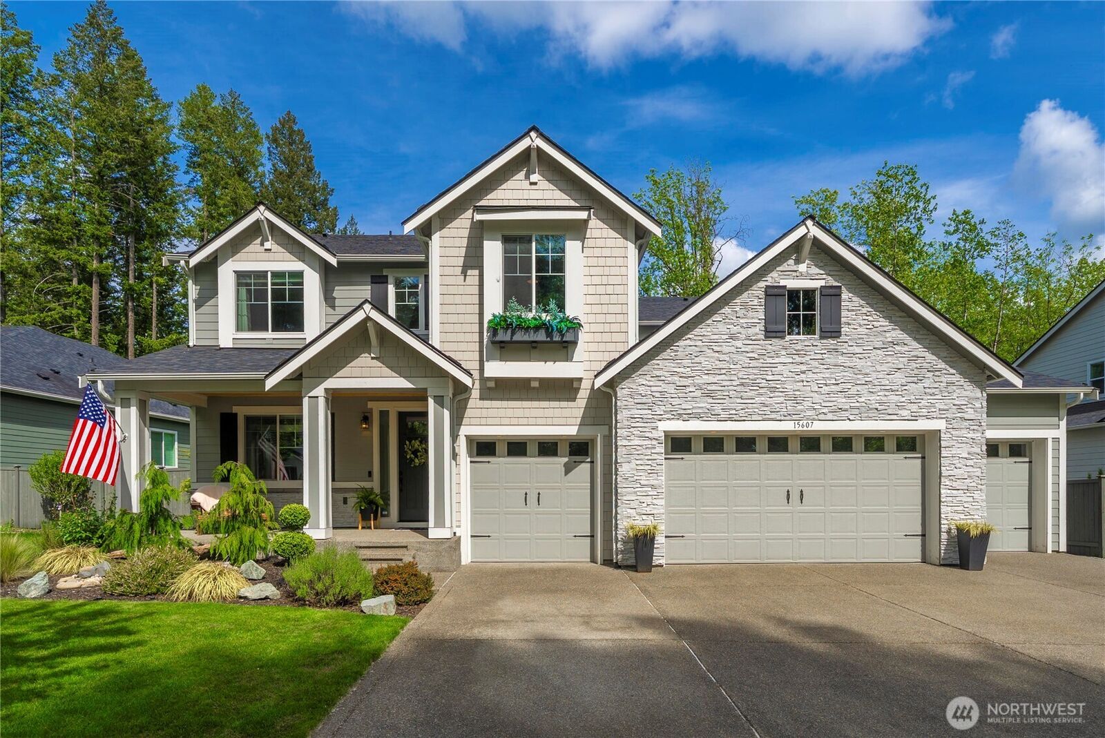 Property Photo: 15607 131st Avenue E WA 98374