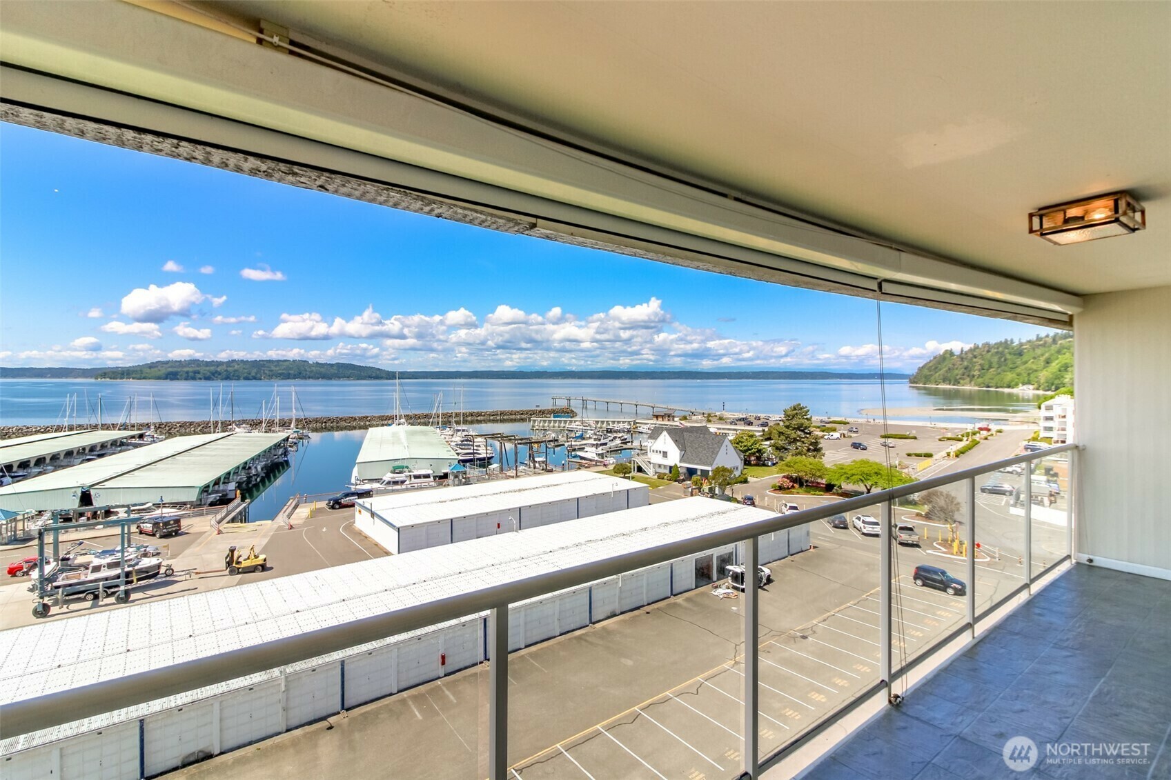 Property Photo: 22315 6th Ave S A402 WA 98198