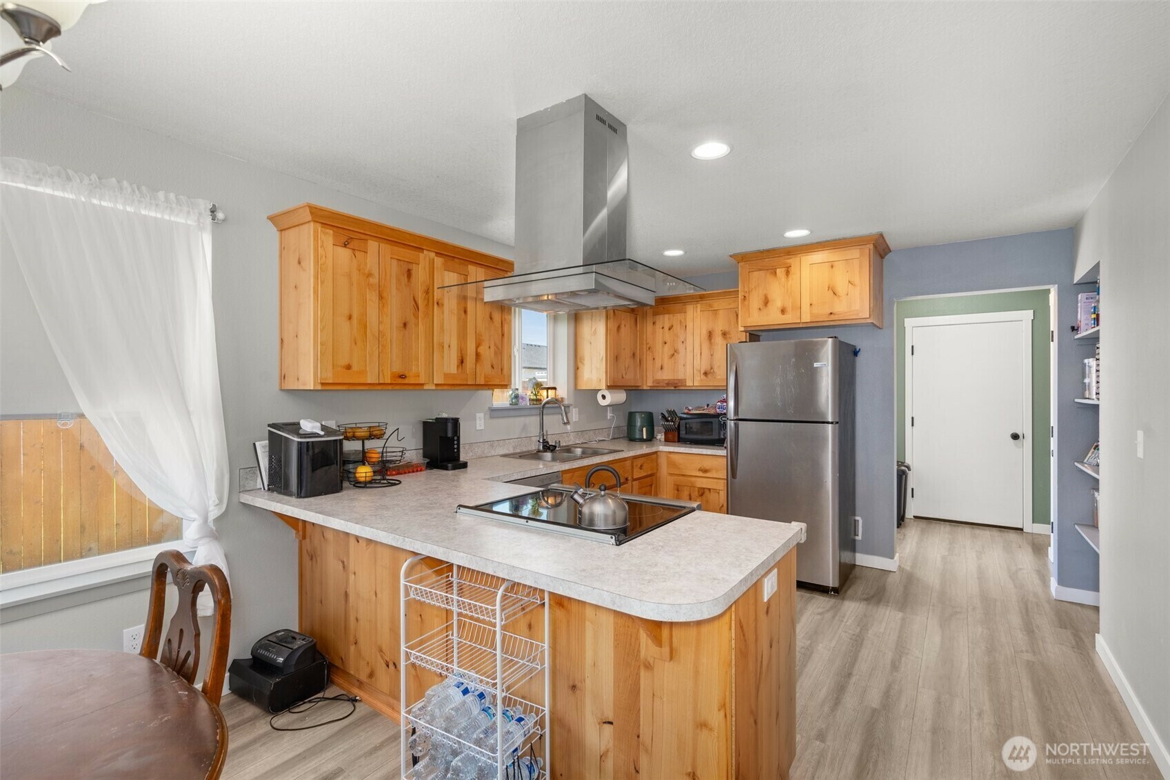 Property Photo: 505 Herren Avenue WA 98596