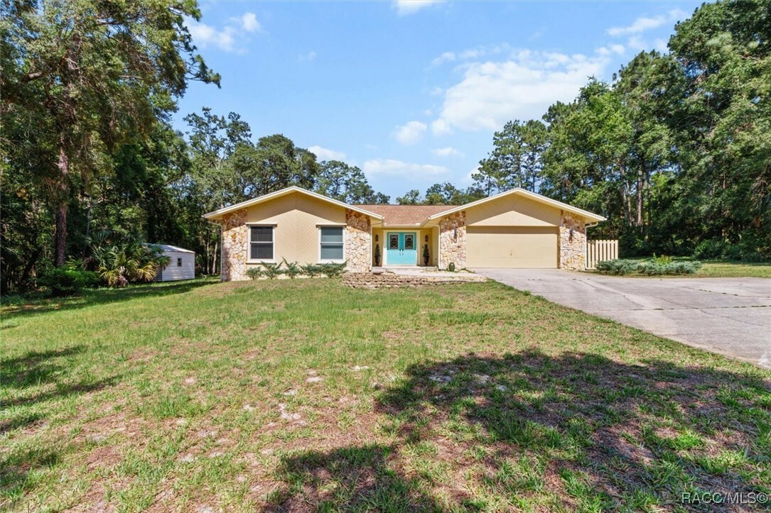 Property Photo: 1149 N Rabeck Avenue FL 34461