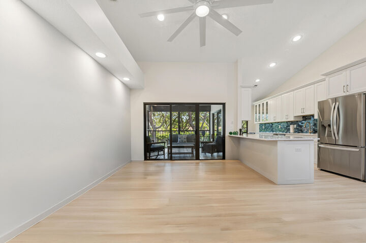 Property Photo: 17340 Boca Club Boulevard 702 FL 33487