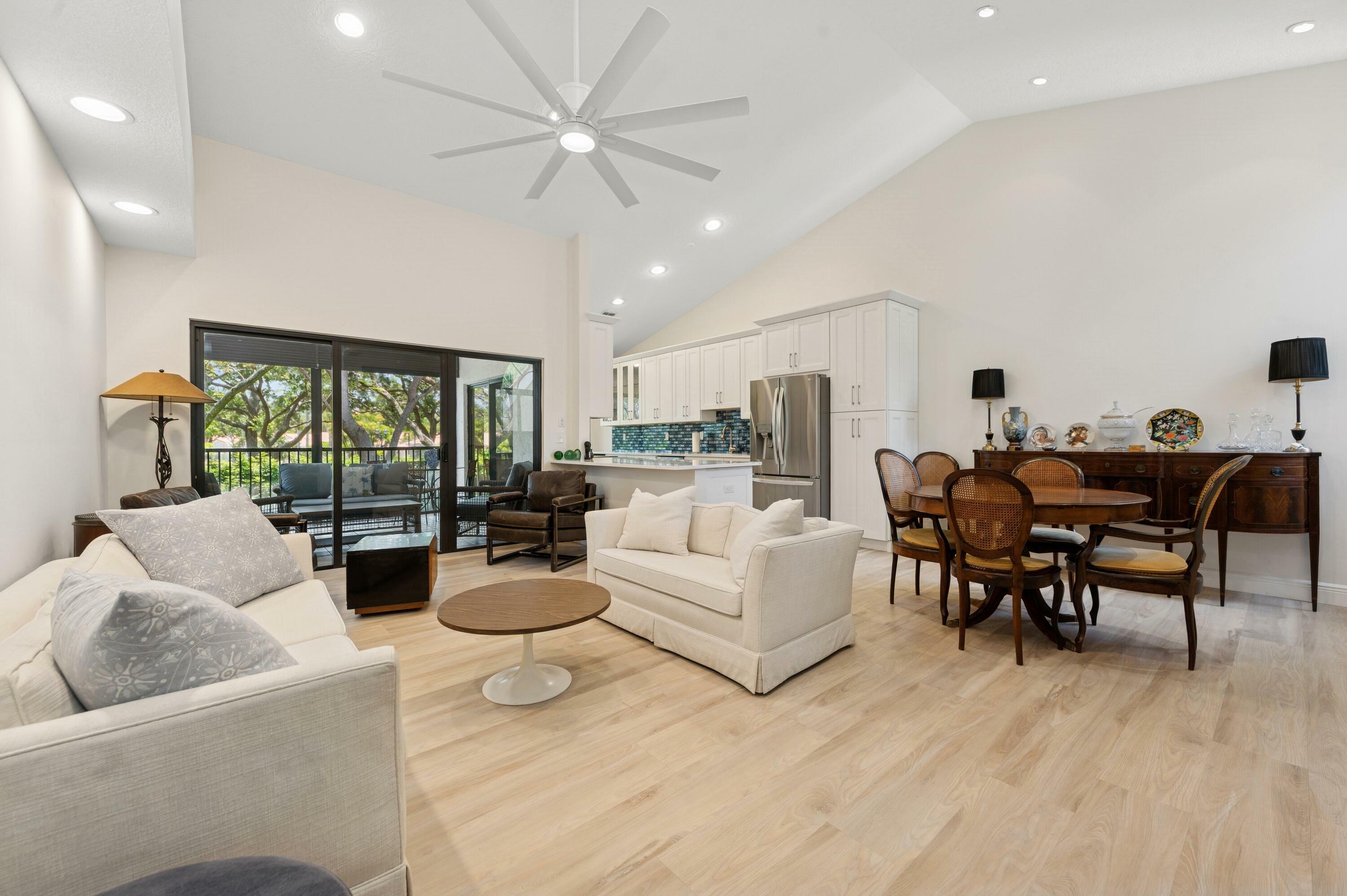 Property Photo: 17340 Boca Club 702 Boulevard 702 FL 33487