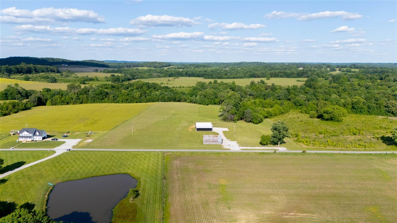 Property Photo: 452 Eden Road KY 42101