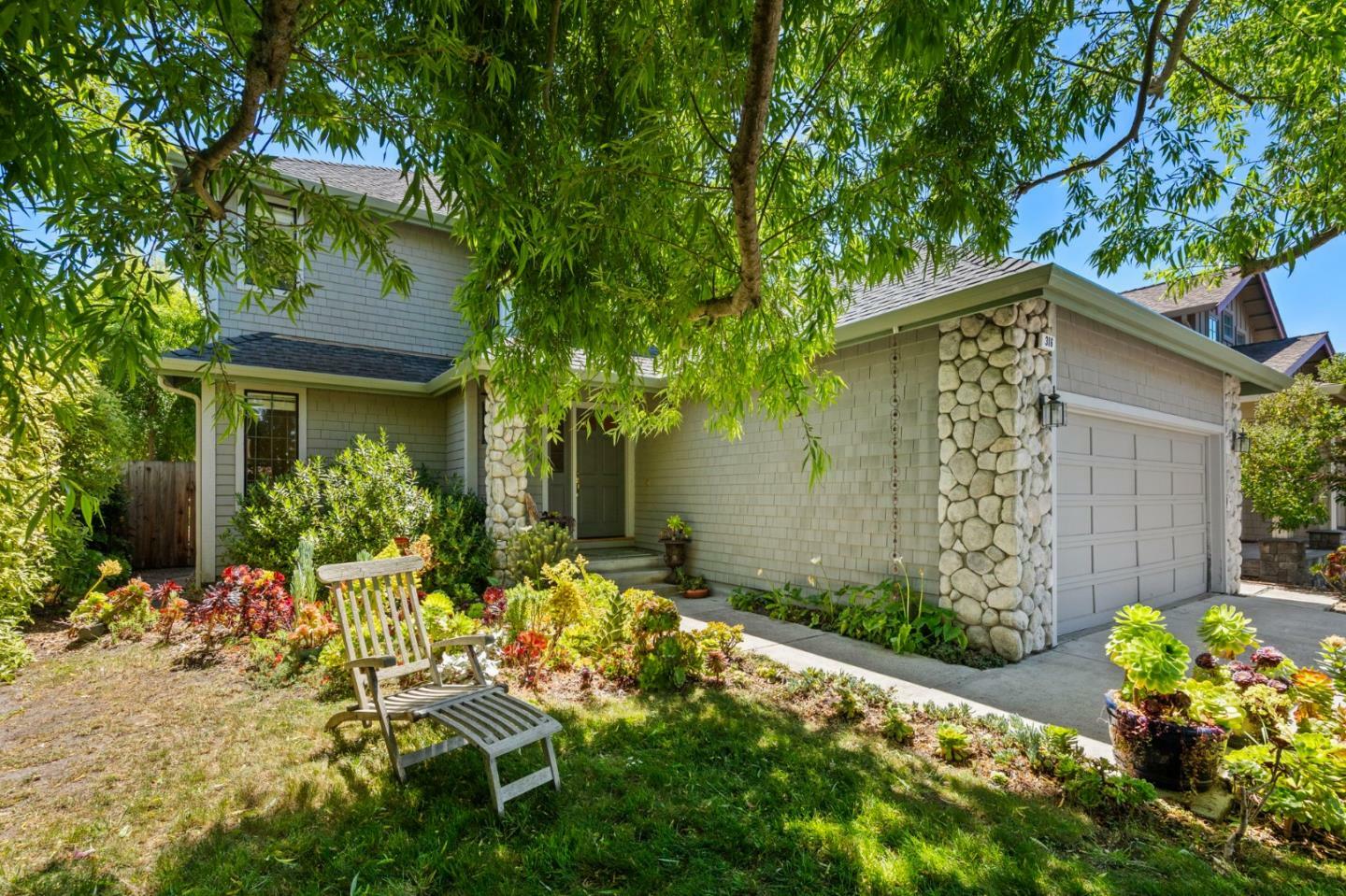 316 Valdez Avenue  Half Moon Bay CA 94019 photo