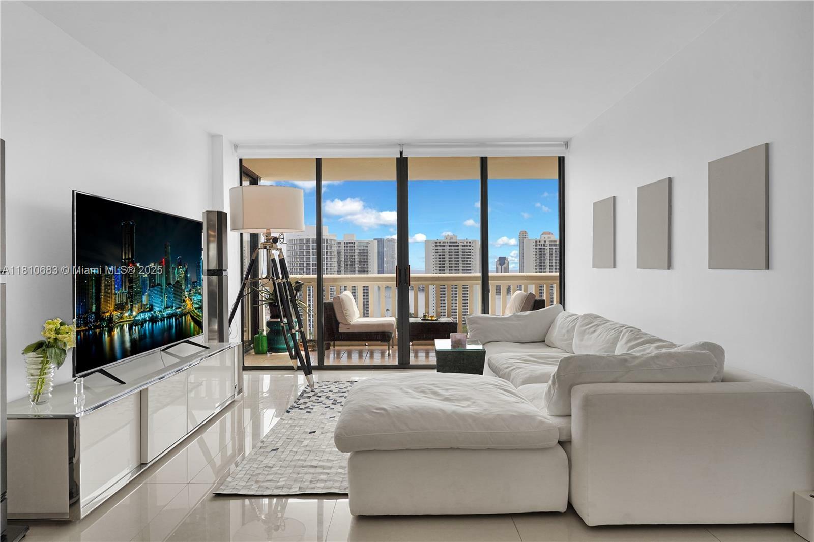 Property Photo: 1000 Island Blvd 2508 FL 33160