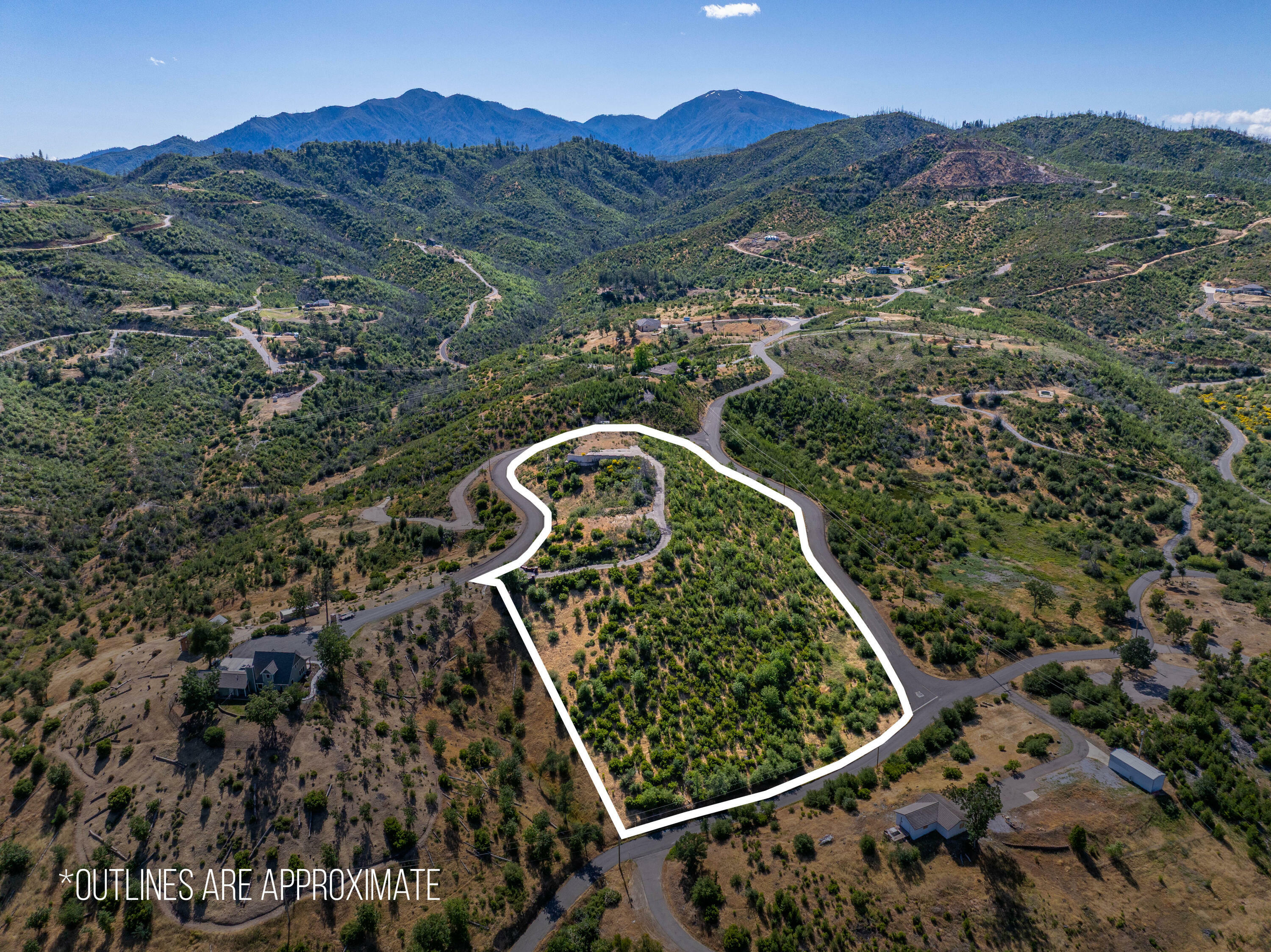Property Photo: 10241 Winthrop Court CA 96087