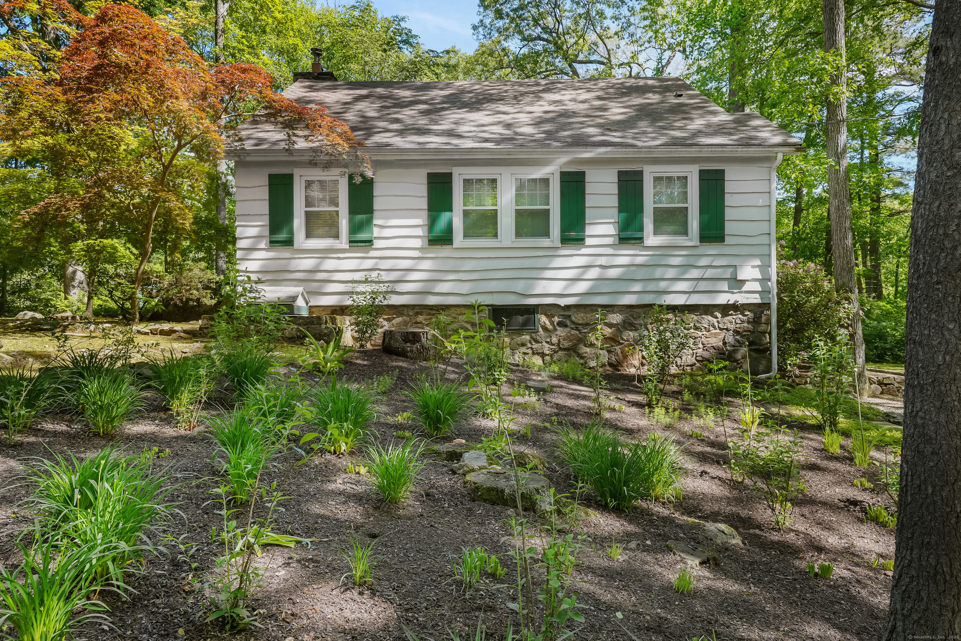 Property Photo: 12 Woody Place CT 06877