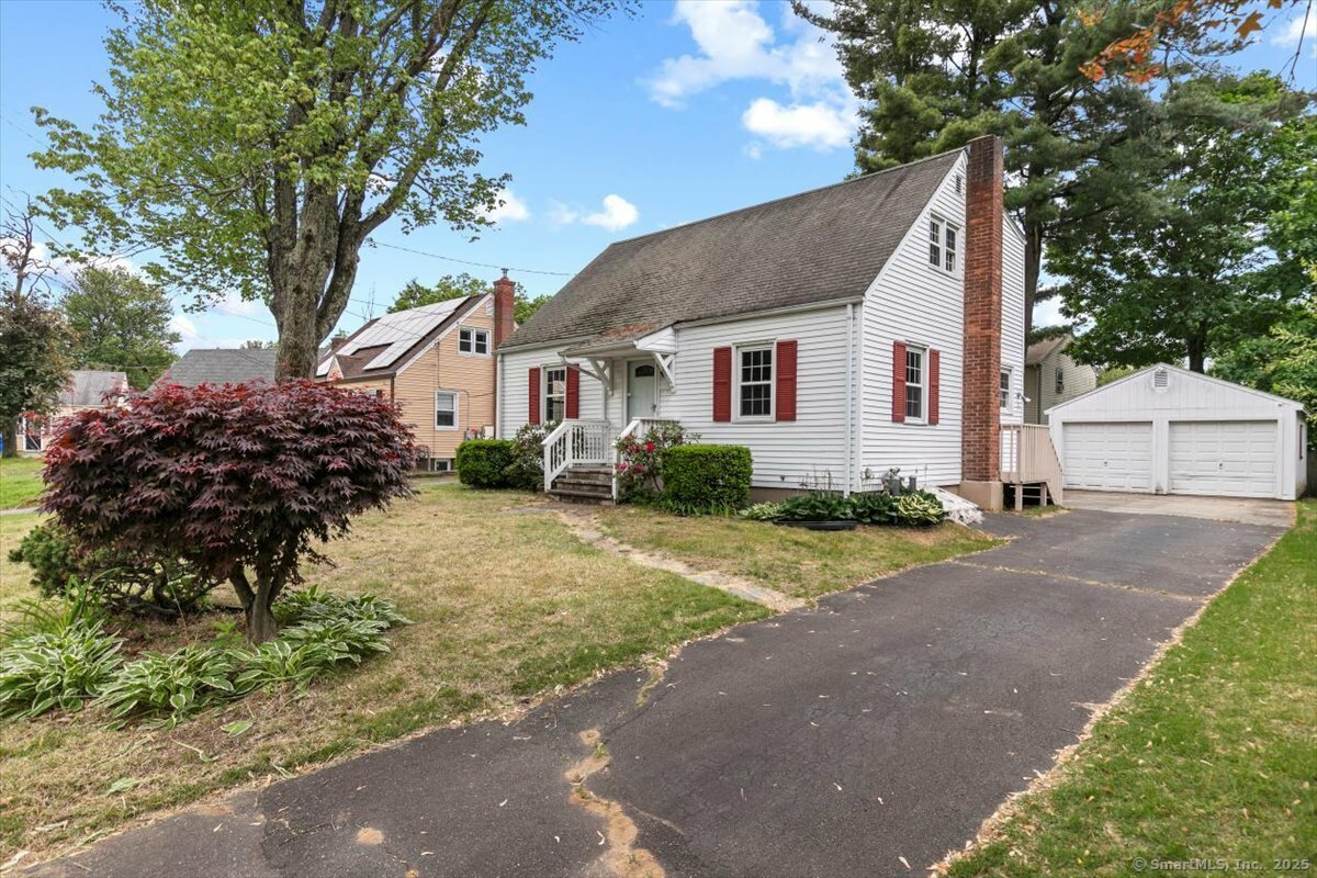 23 Salem Road  East Hartford CT 06118 photo