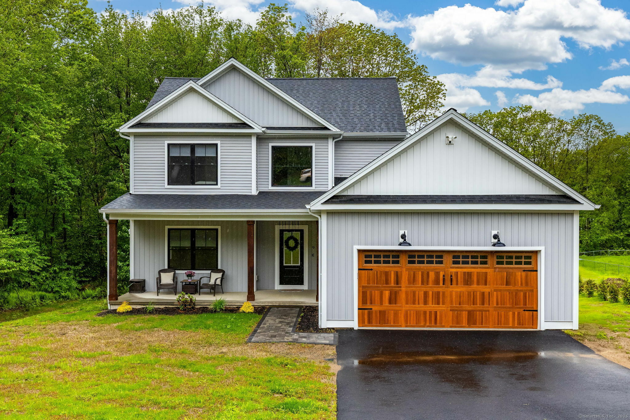 Property Photo: 91 Corbin Ridge CT 06010