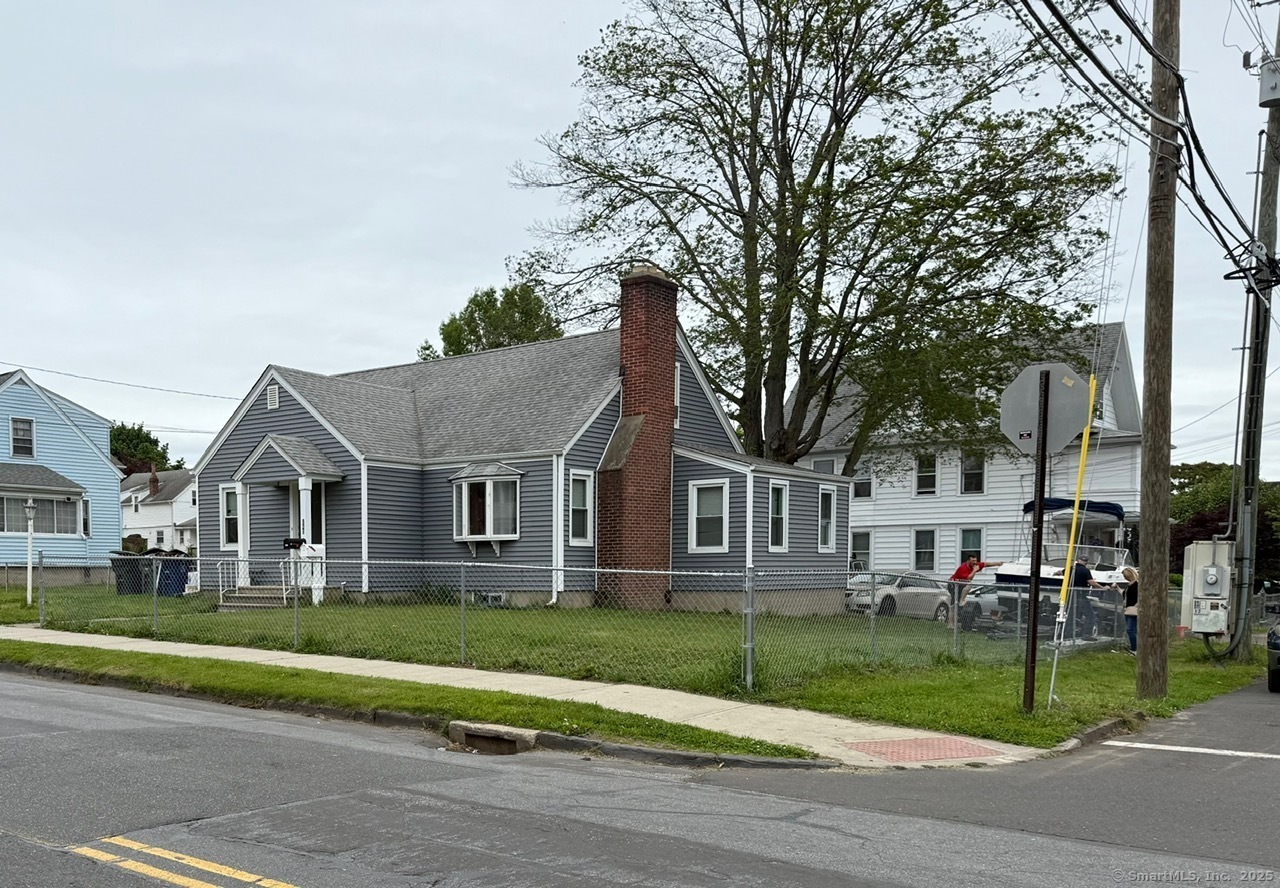 Property Photo: 240 Beechmont Avenue CT 06606