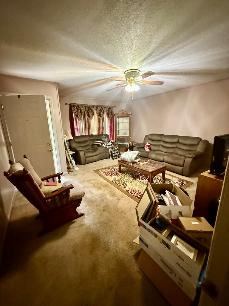 Property Photo: 162 Dale Circle AL 36350