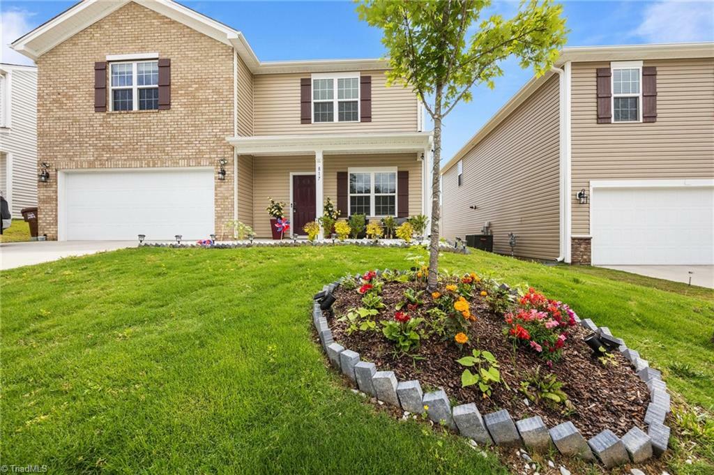 Property Photo: 817 Sagemount Street NC 27282