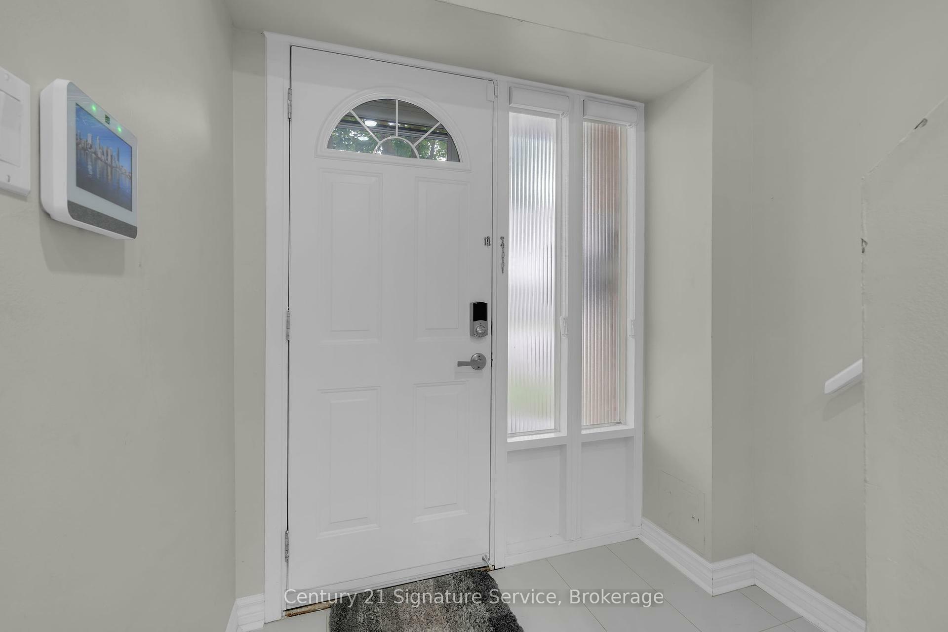 Property Photo: 42 Ellis Drive ON L6T 4C4