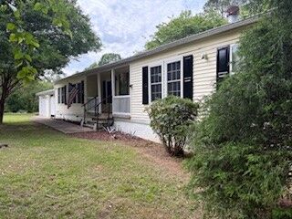 Property Photo:  975 Burchs Mill Road  VA 23175 