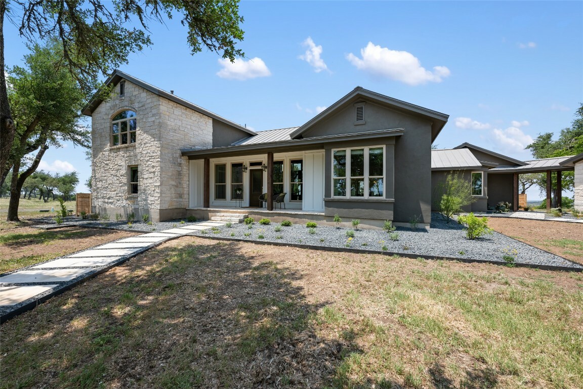 Property Photo: 1276 Canyon Crossing View TX 78620