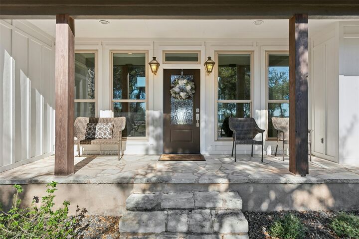 Property Photo:  1276 Canyon Crossing View  TX 78620 