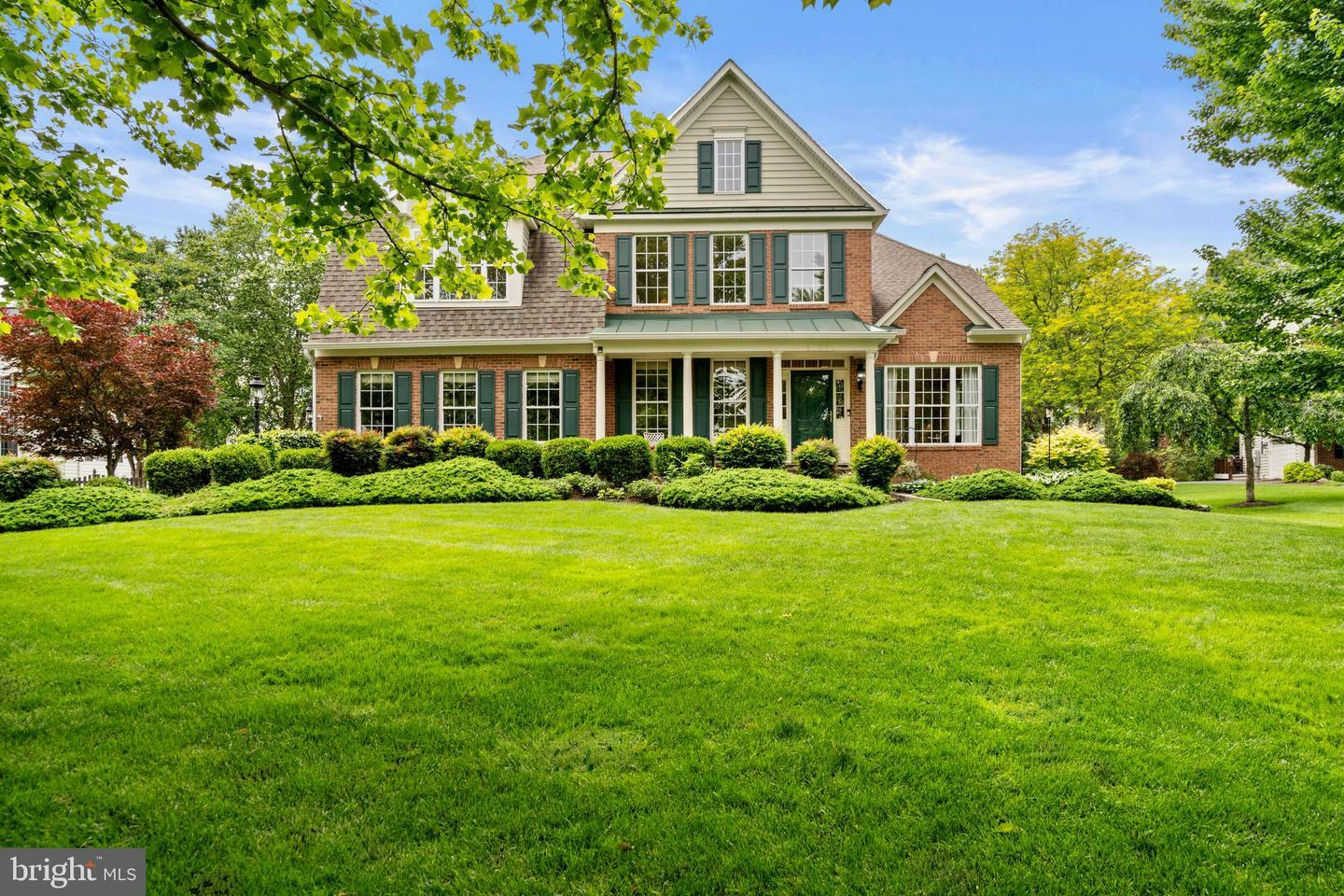 Property Photo: 21381 Chickacoan Trail Drive VA 20148