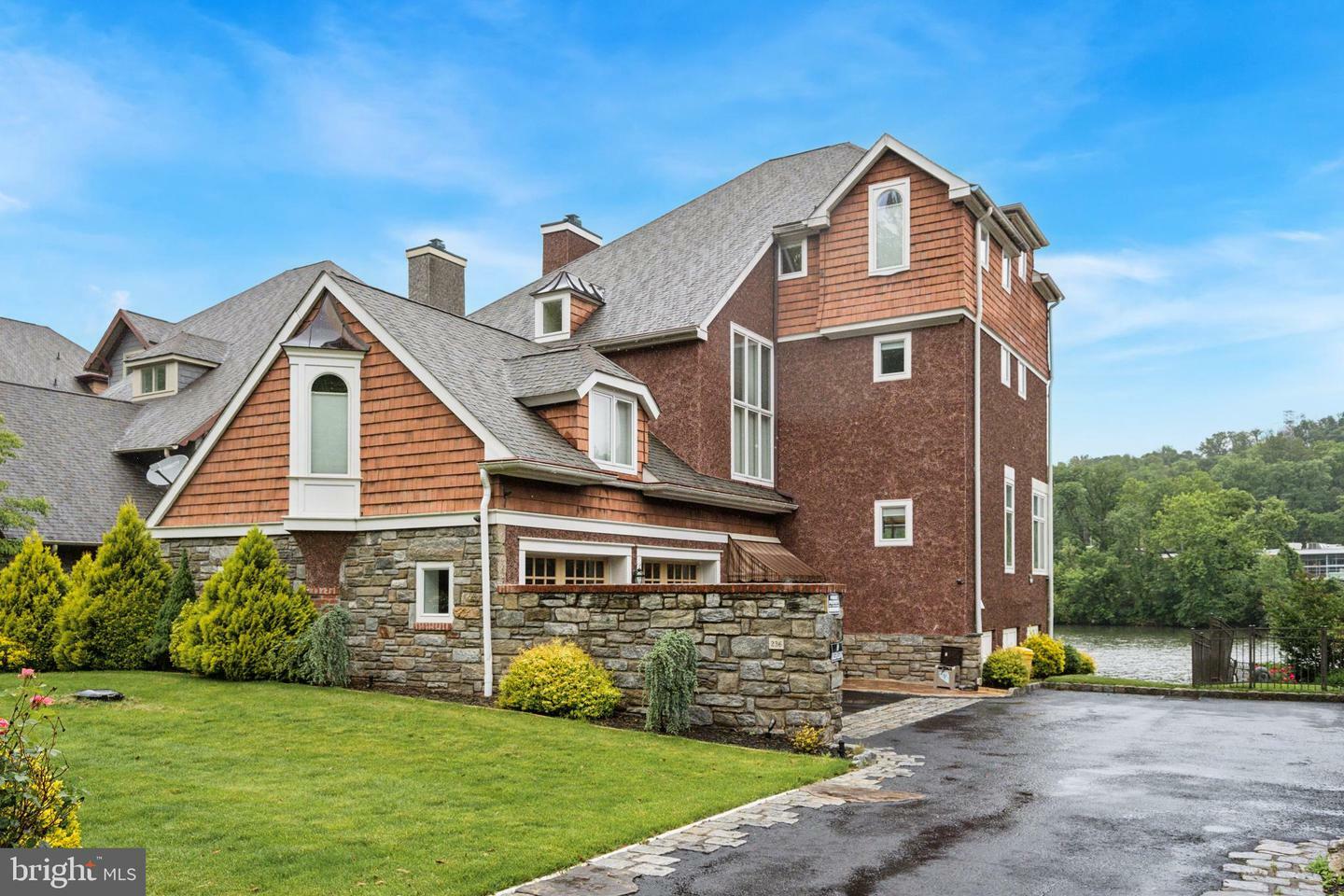 Property Photo: 236 River Road PA 19035
