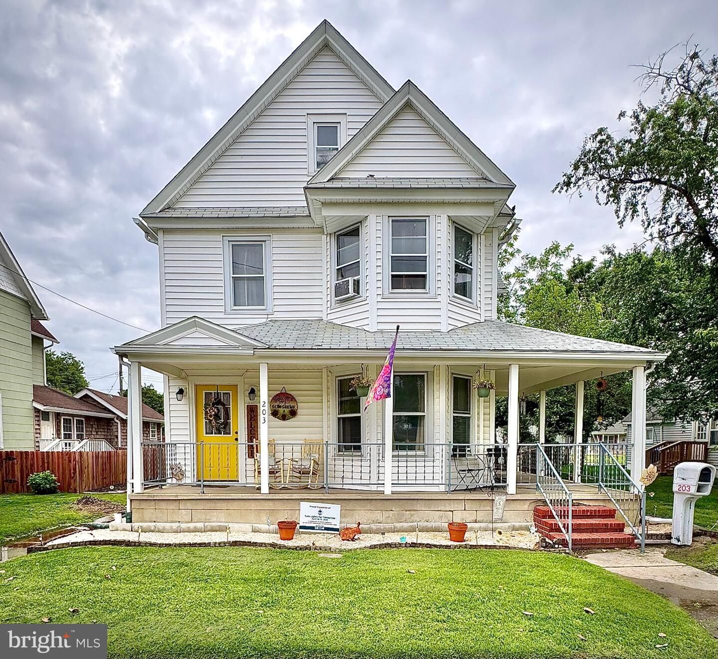 Property Photo:  203 Commerce Street  DE 19952 