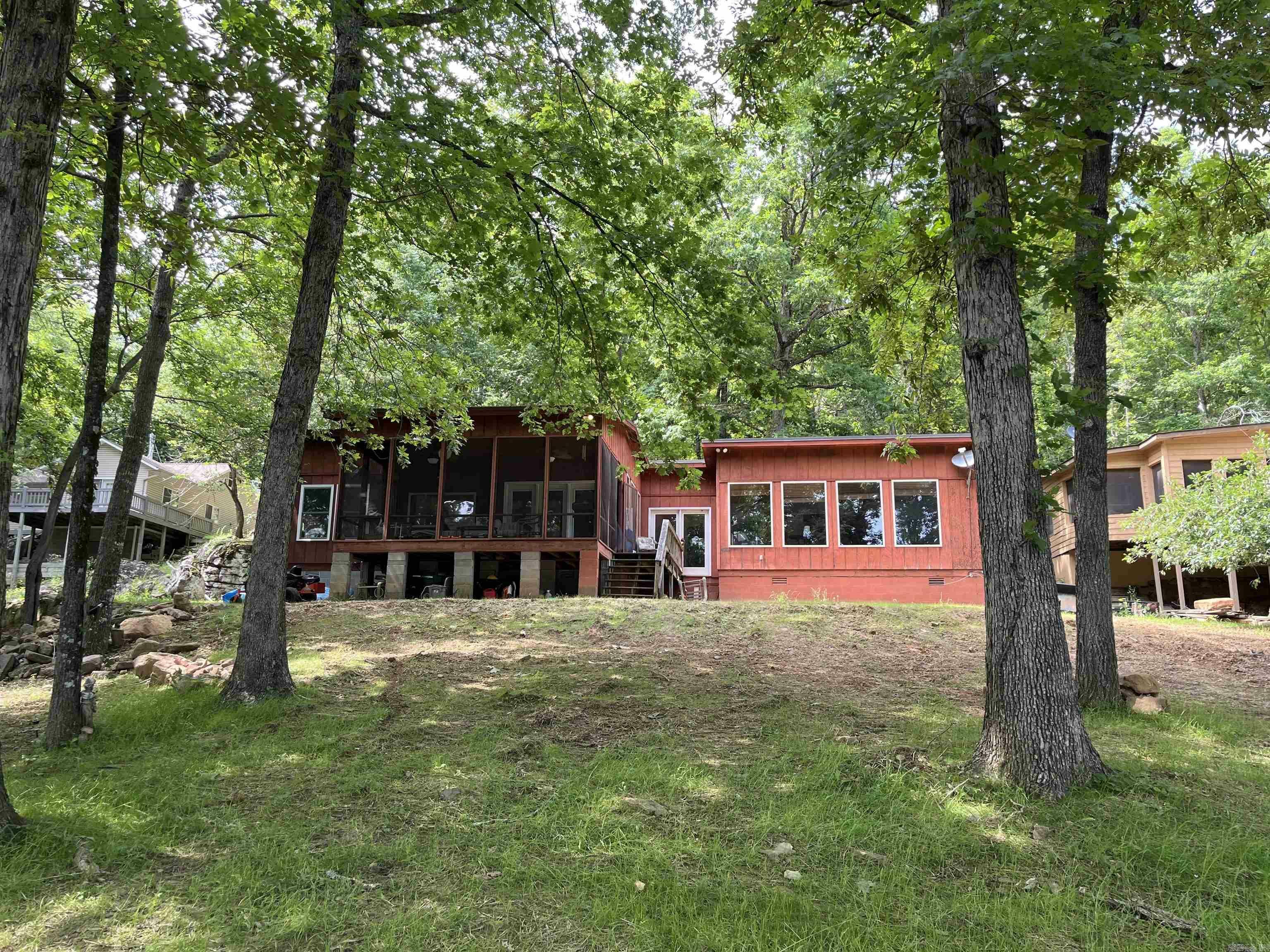 Property Photo: 352 Weldon Road AR 72044