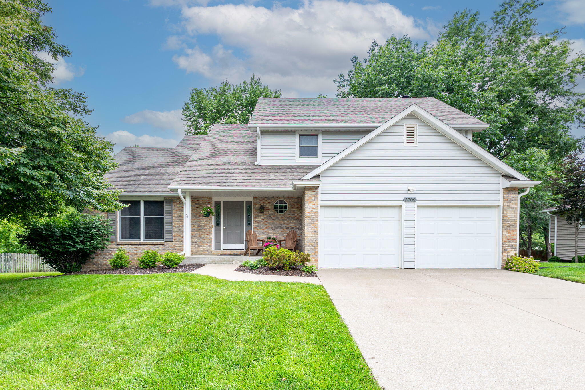 3709 Chatham Dr  Columbia MO 65203 photo