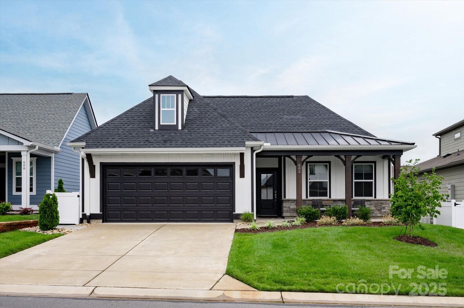 Property Photo: 602 Compass Drive NC 28037