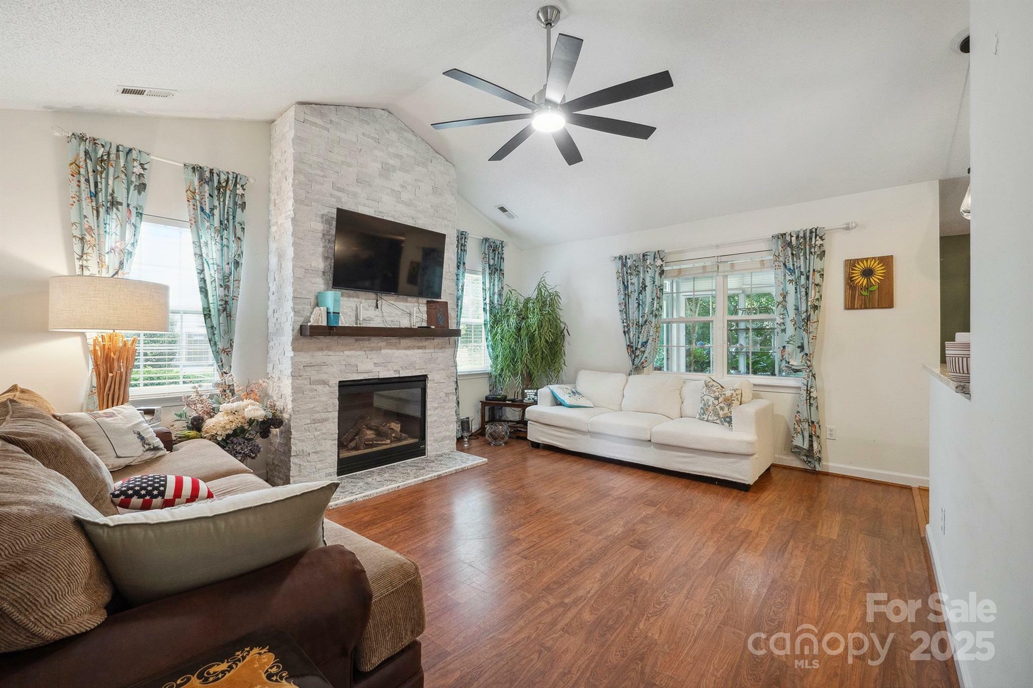 Property Photo: 119 Ashwood Lane NC 28117