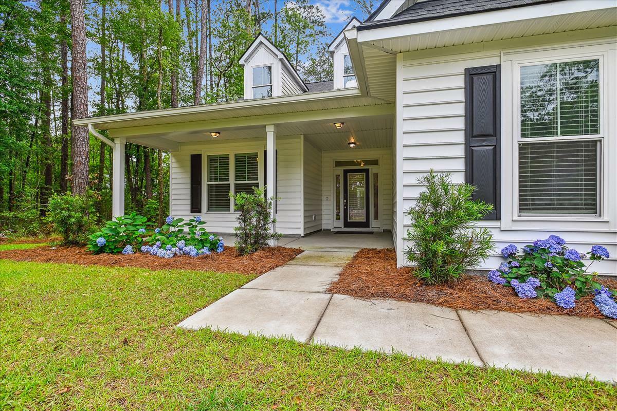 Property Photo: 206 Almond Court SC 29483