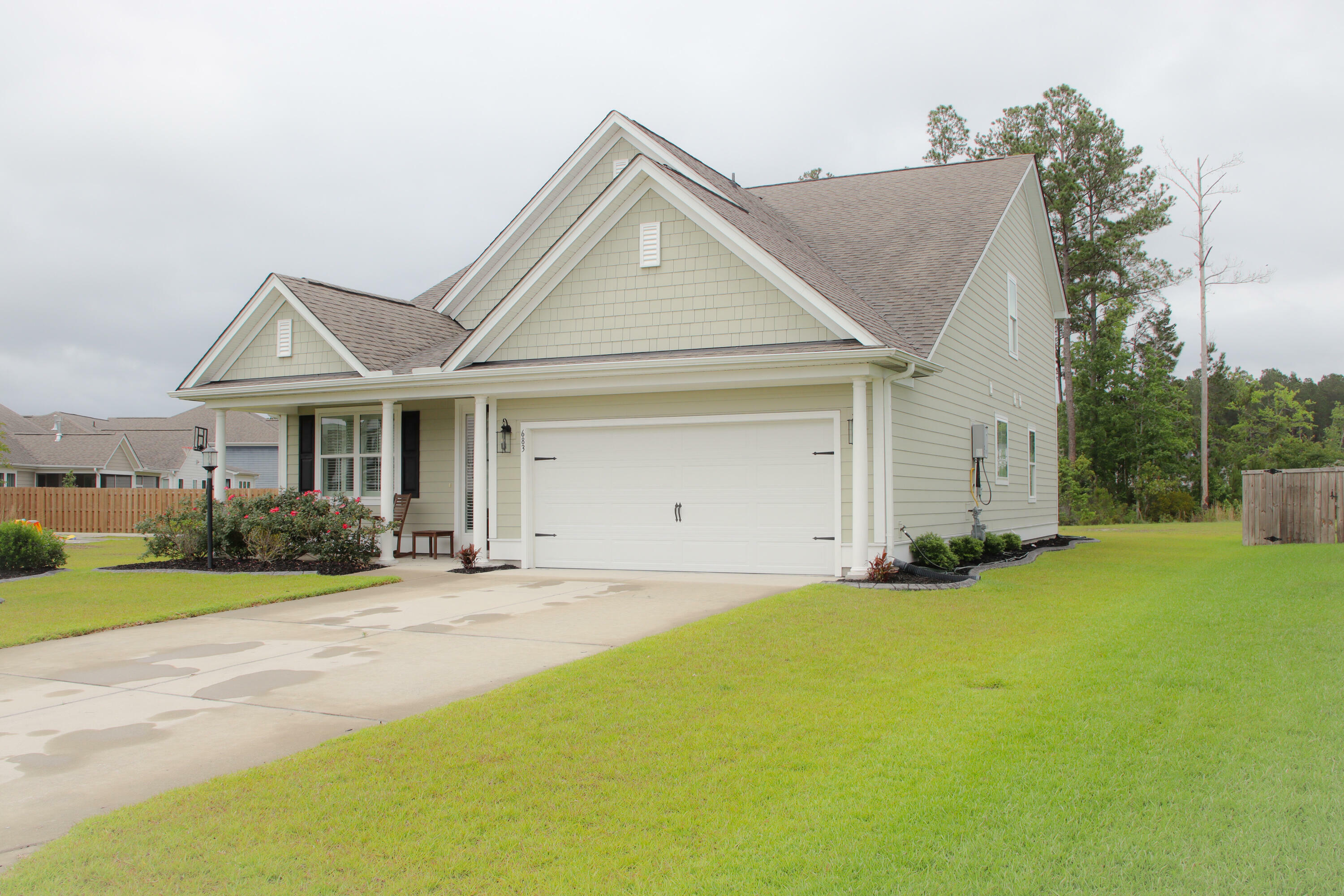 Property Photo: 683 Yellow Leaf Lane SC 29486