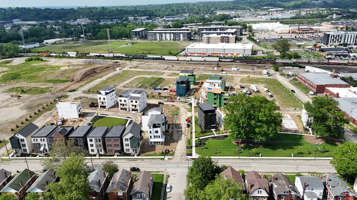 Property Photo: 2901 Three Oaks Lane OH 45209