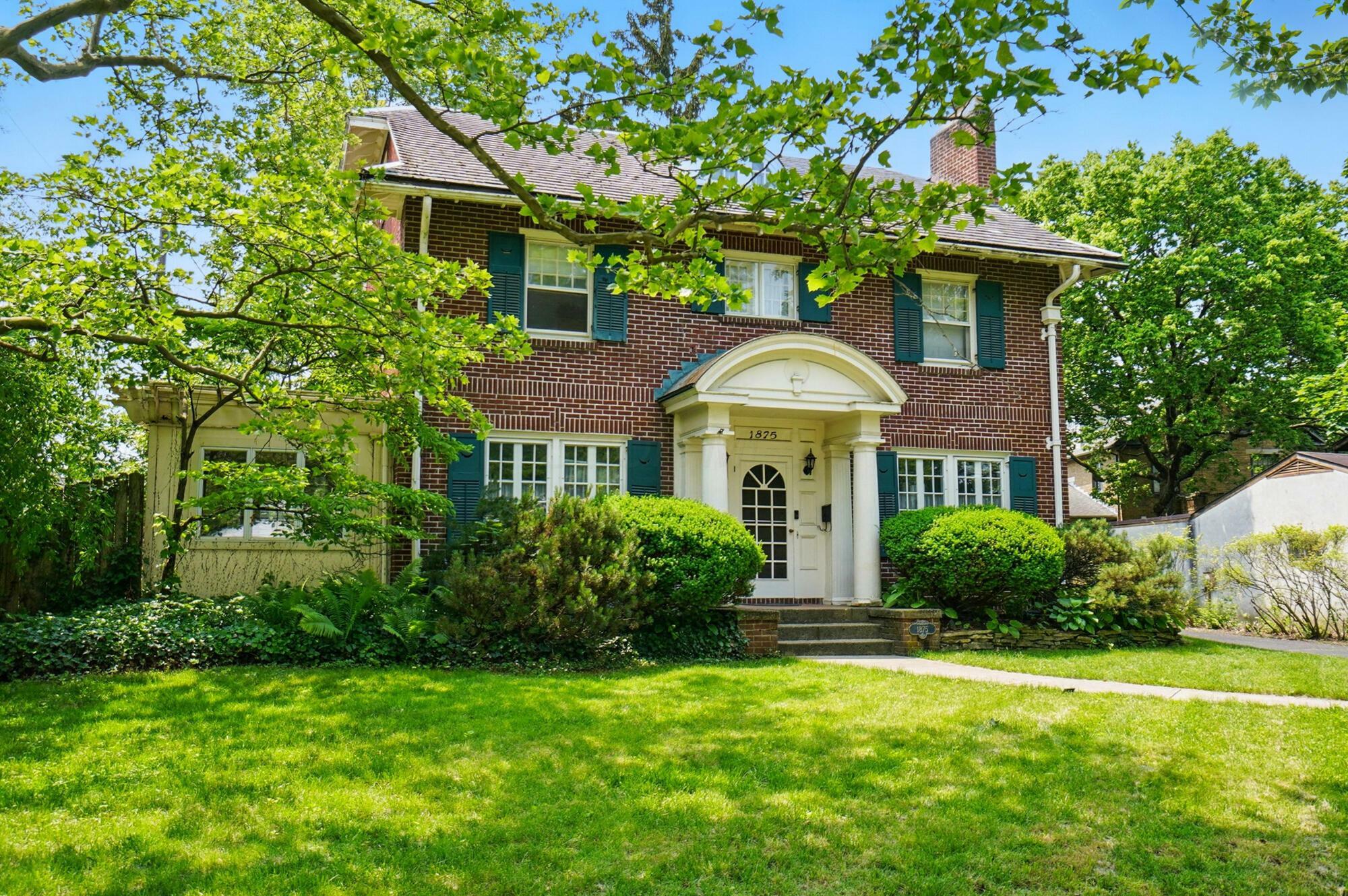 Property Photo: 1875 King Avenue OH 43212