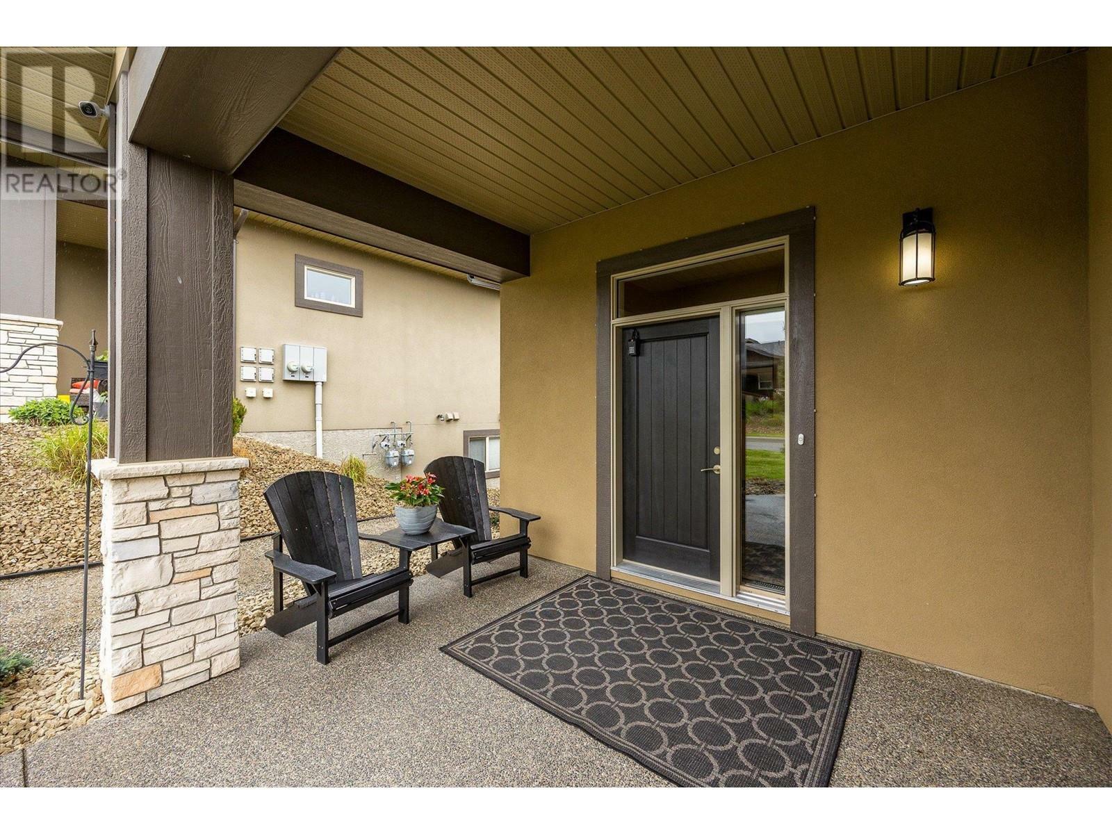 Property Photo: 1836 Tower Ranch Boulevard 35 BC V1V 1S8