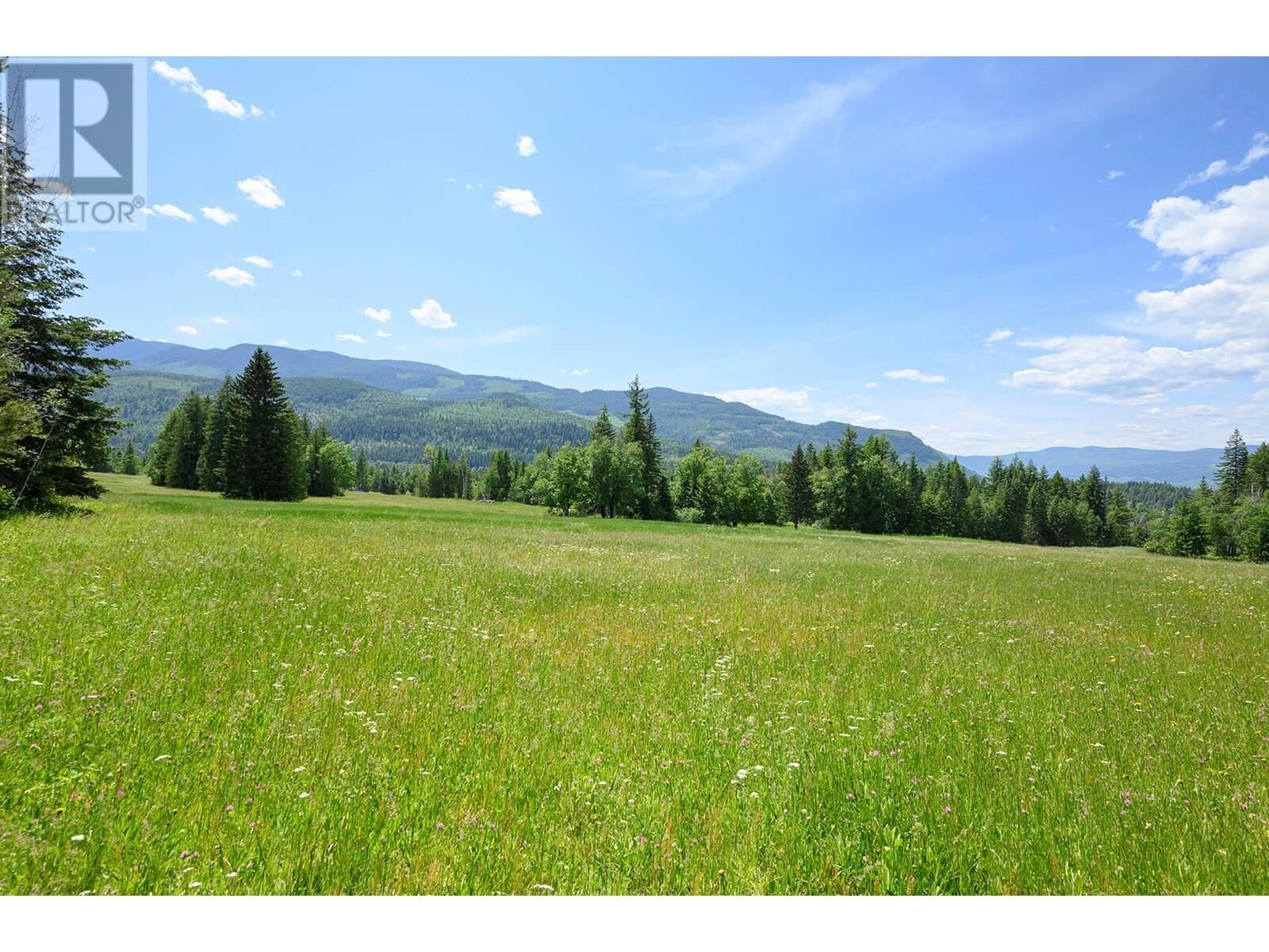Property Photo:  943 Raft River Road  BC V0E 1N1 