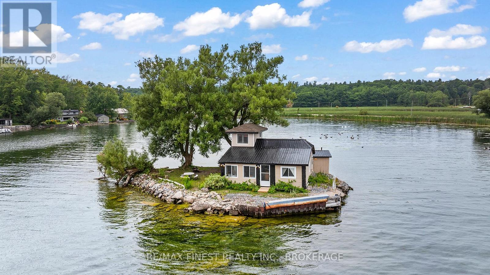 Property Photo: 1A Island Bateau ON K7L 4V1