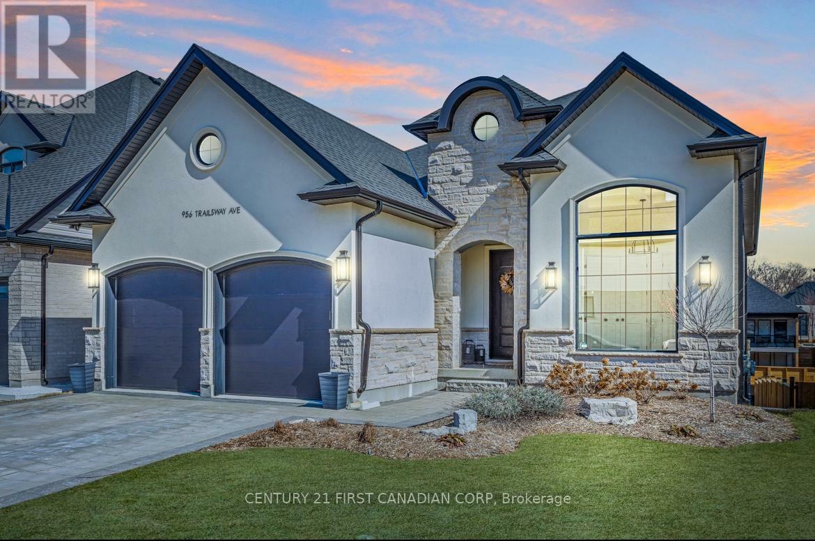 956 Trailsway Avenue  London South (South B) ON N6K 0K7 photo