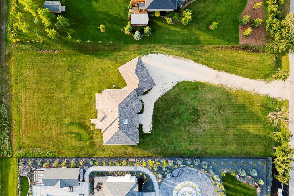 Photo de la propriété: 379 Wescana Street MB R4J 1B6