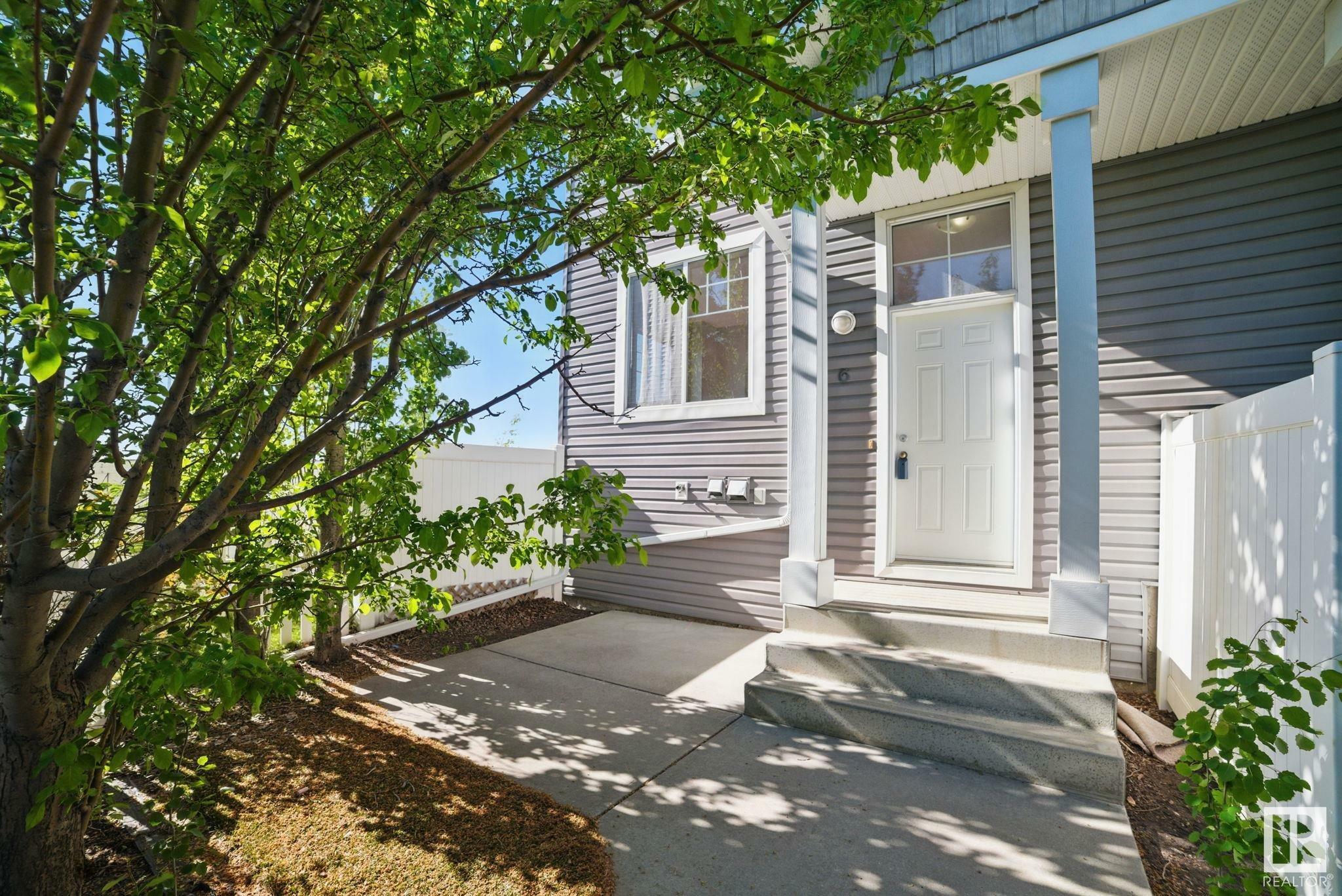 3075 Trelle Crescent NW 6  Edmonton AB T6R 3V5 photo