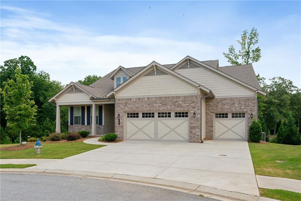 Property Photo: 272 Silver Court GA 30548