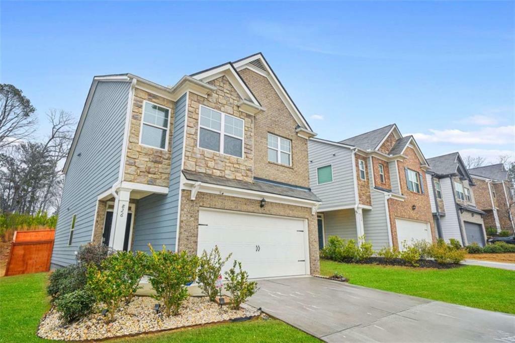 Property Photo: 826 Bentley Drive GA 30213