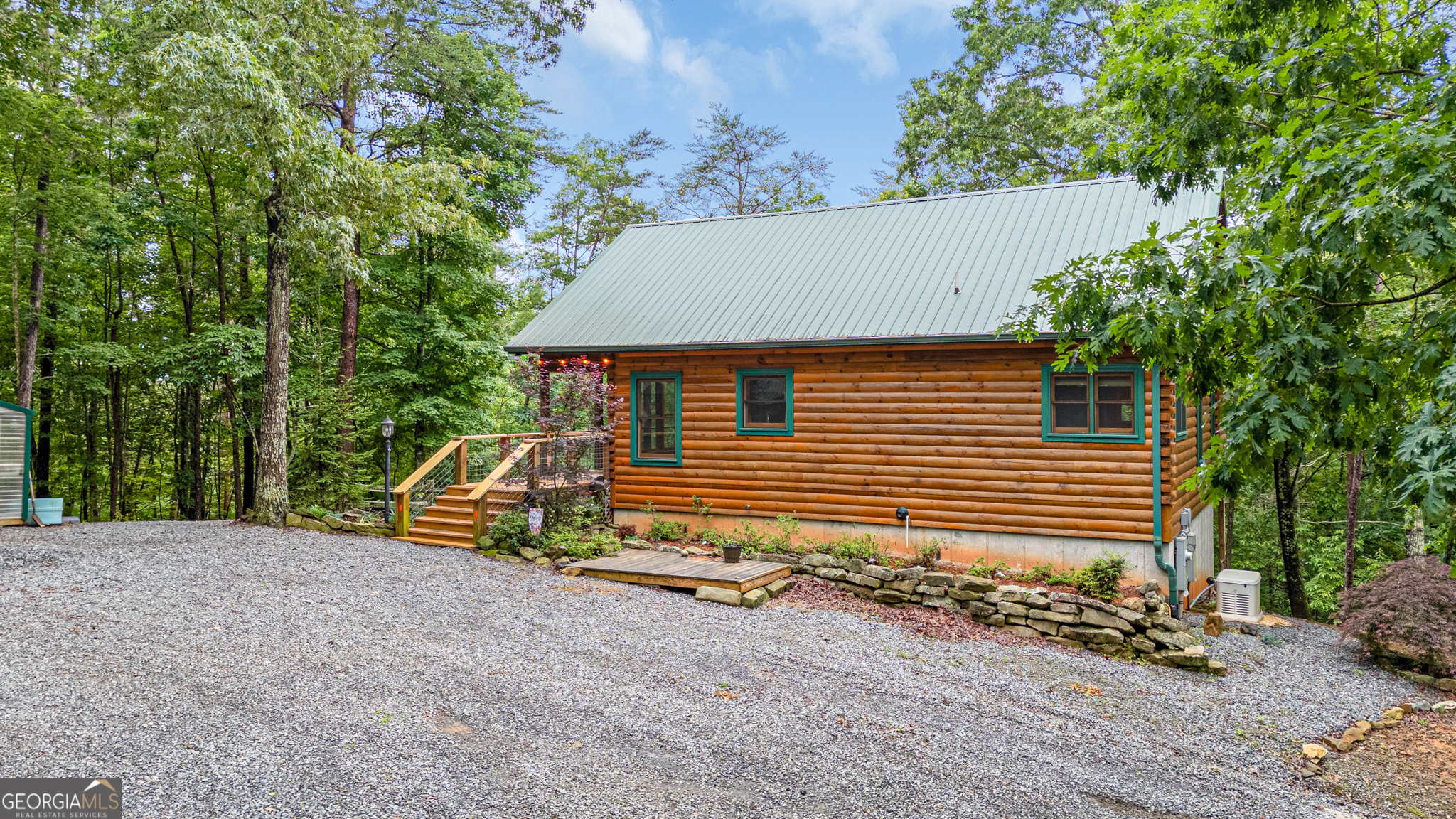 Property Photo: 165 Hunter Ridge GA 30540