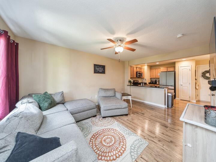 Property Photo:  637 Newport Place  IA 50211 