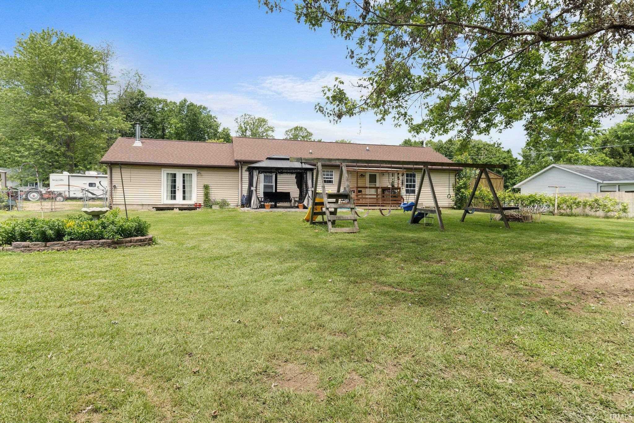 Property Photo: 3739 S Westmont Avenue IN 47403