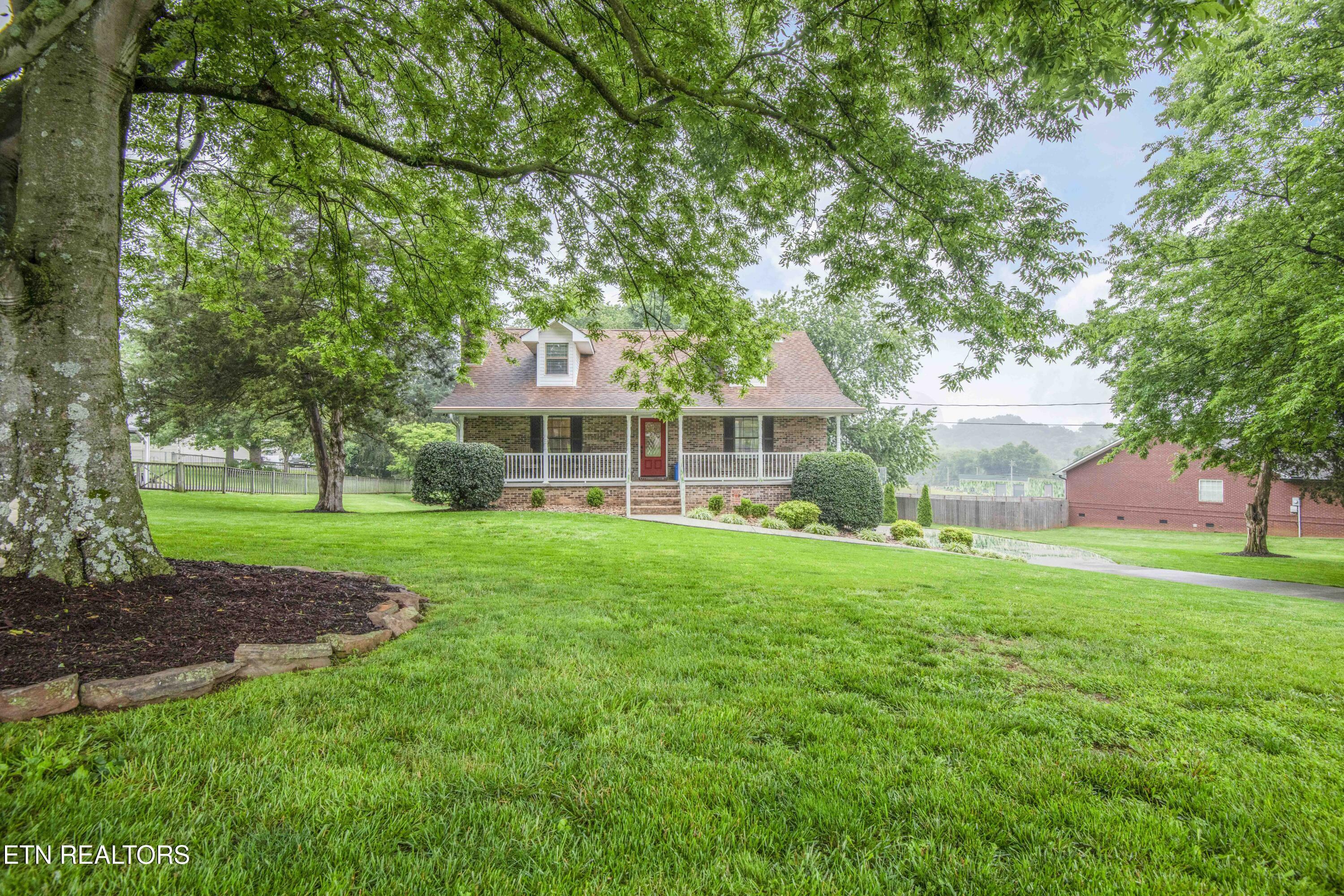 Property Photo: 450 Hardin Drive TN 37772