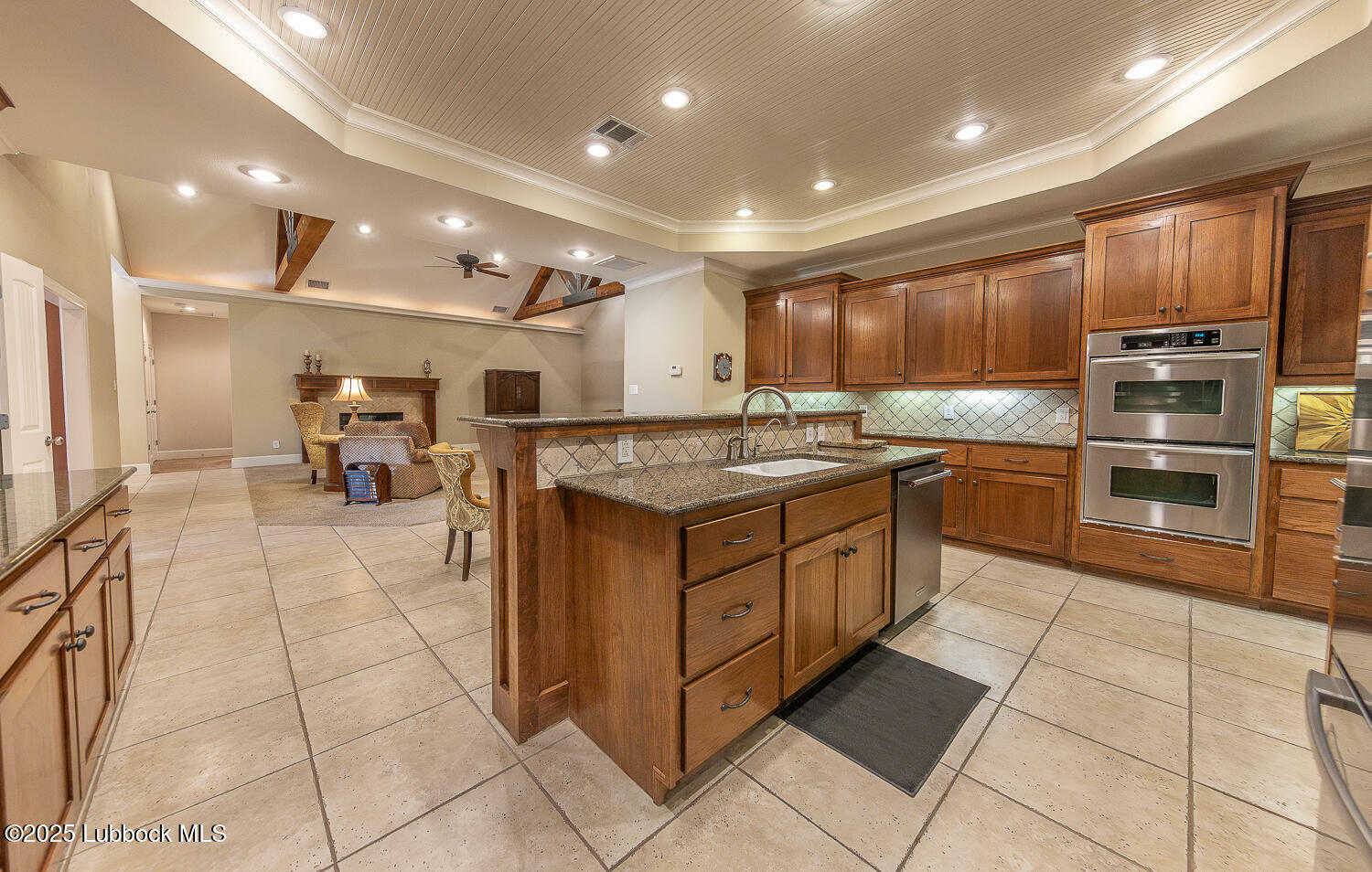 Property Photo: 3914 101st Street TX 79423