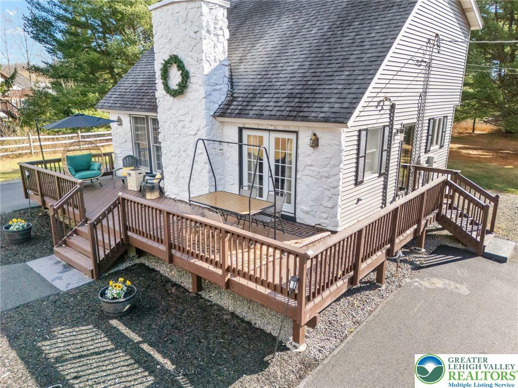 Property Photo: 64 Autumn Lane PA 18229
