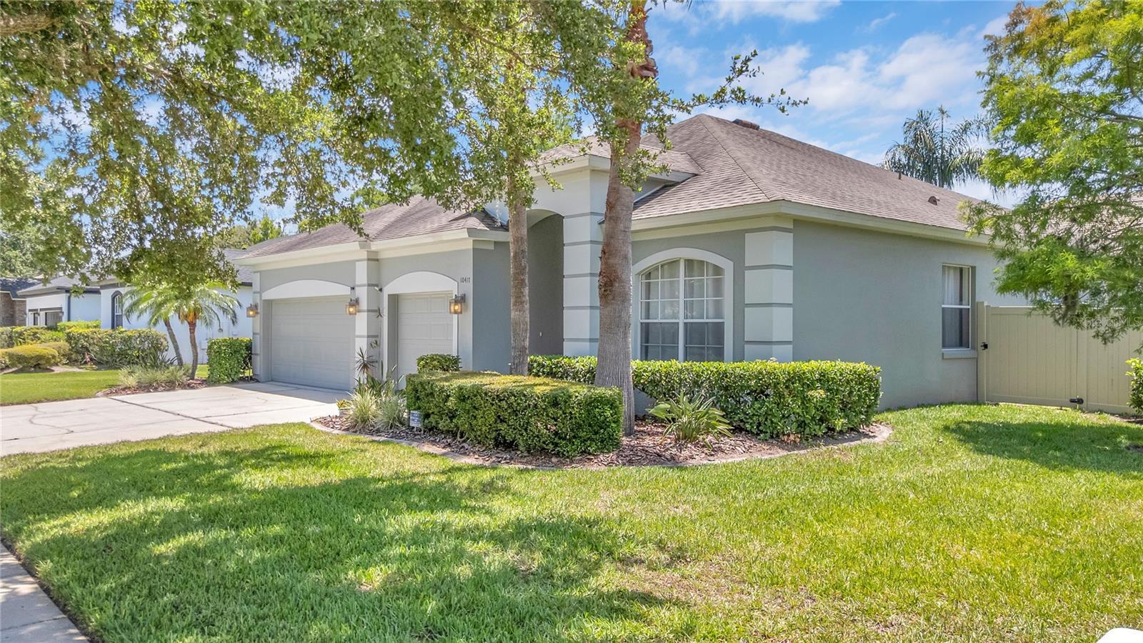 Property Photo:  10417 Oakview Pointe Terrace  FL 34734 