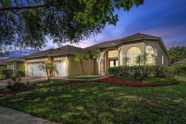 Property Photo: 10030 Chatham Oaks Court FL 32836