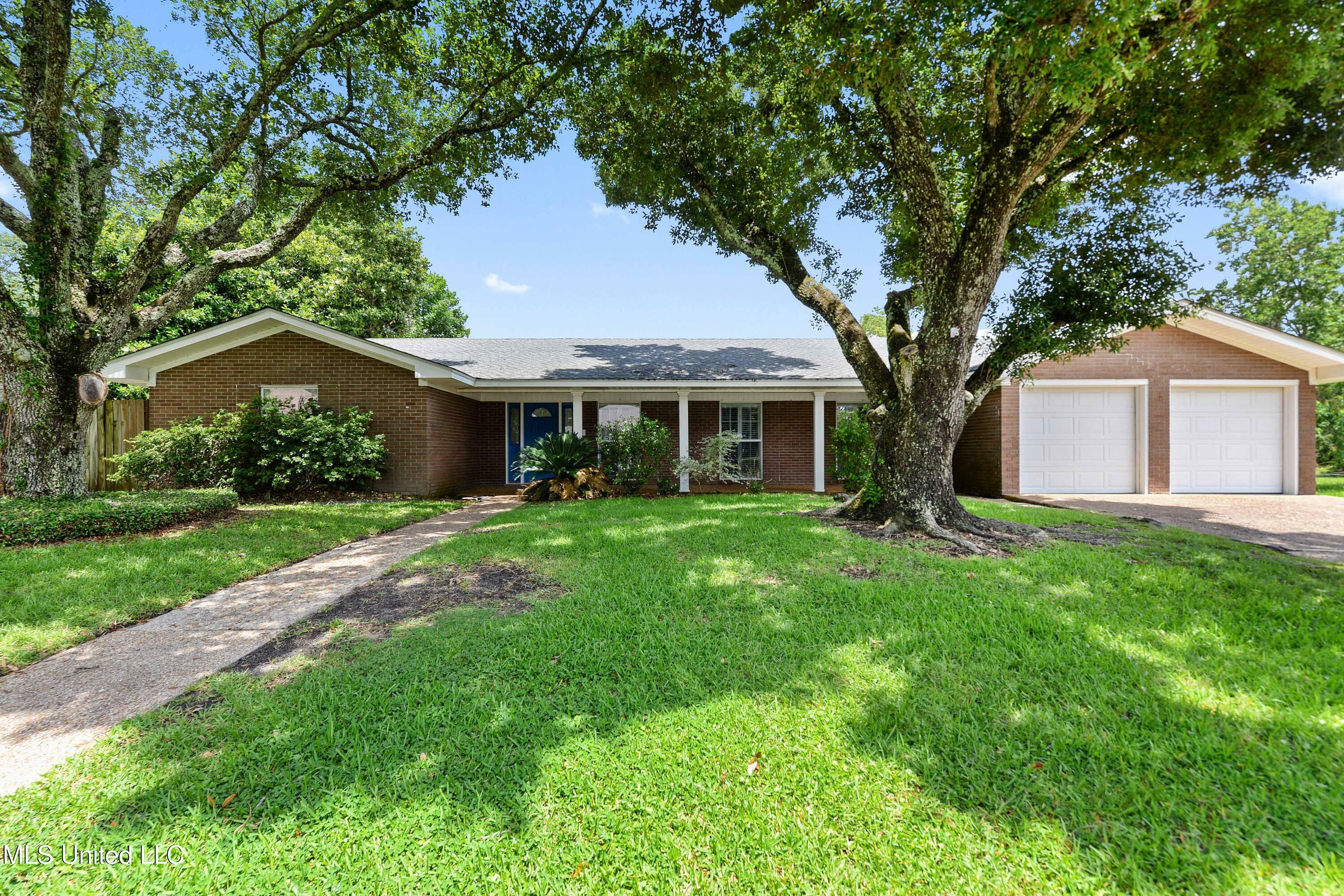 Property Photo:  120 Pitcher Point  MS 39560 
