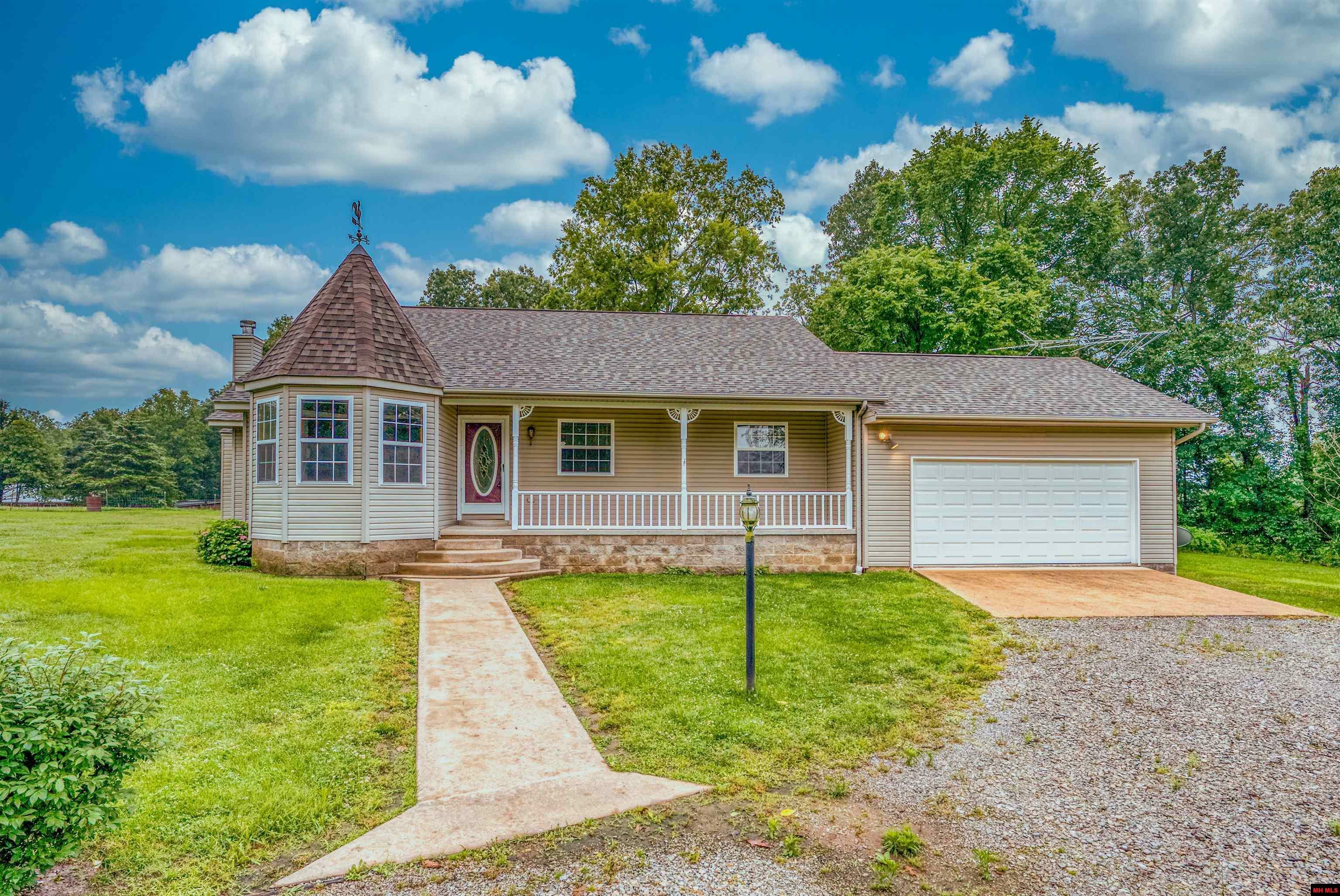 Property Photo: 21 Shirley Lane AR 72537