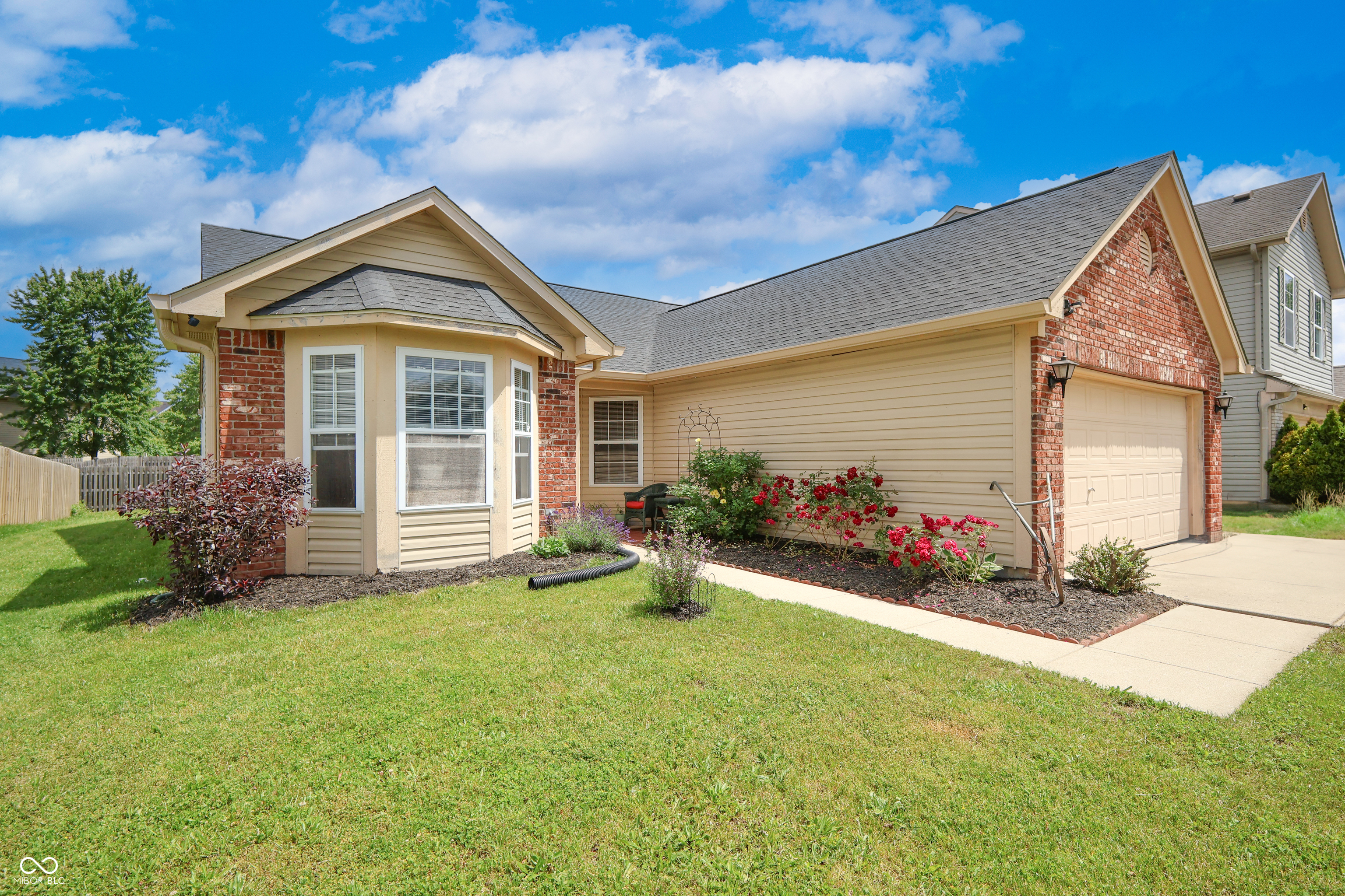 Property Photo: 2390 Lakecrest Drive IN 47201